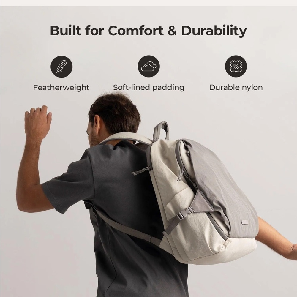 BAGSMART Gray and Cream Men's Backpack - Picture 11 of 15